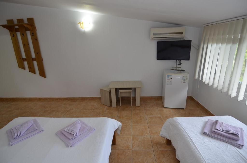 Vila Rara Hotel Costinesti Exterior photo